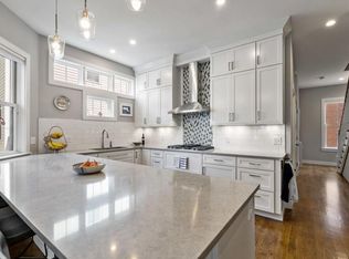 205 Gold St #205, Boston, MA 02127