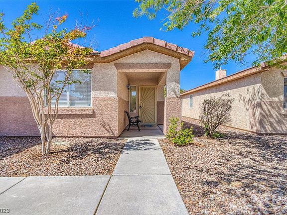 4th image of 4904 Peaceful Pond Ave #0