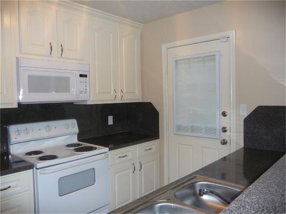 5th image of 5631 Markwood Ln