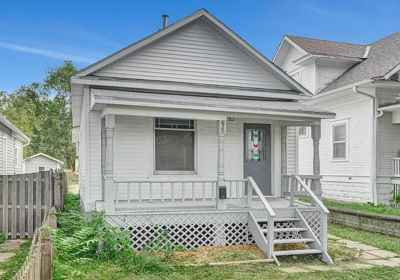 2 bed, 1.0 bath, 576 sqft, $1,449 — Photo 2