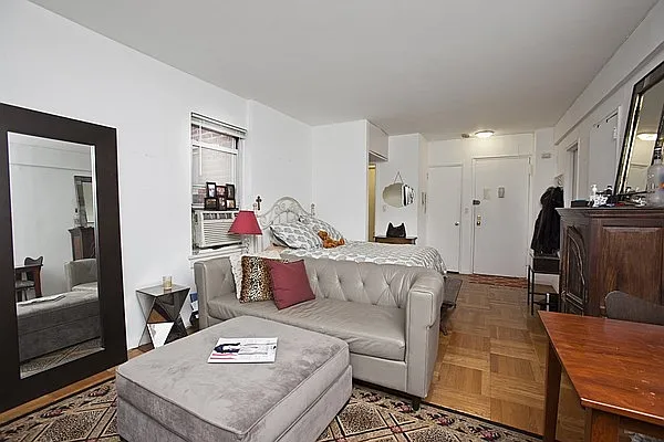 Rented by Curtin Realty Group | media 1