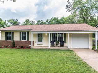 1263 Walnut Trl, Fenton, MO 63026