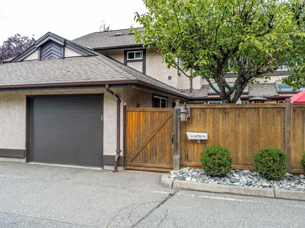 34755 Old Yale Rd #10, Abbotsford, BC V2S 7S5