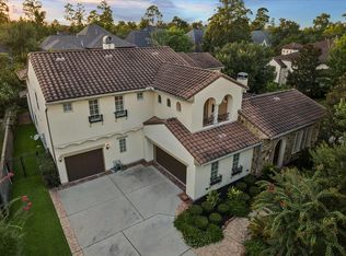 22 N Player Manor Cir, The Woodlands, TX 77382
