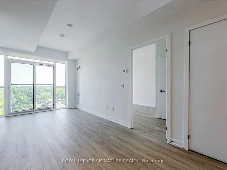 2300 Saint Clair Ave W #706 — Photo 7