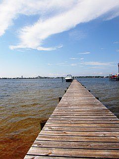 245' Pier w/ Deep water dock up to 60' vessel