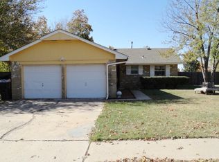 130 Monroe Ct, Norman, OK 73071