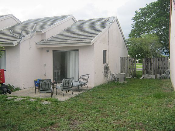 2nd image of 5892 Strawberry Lakes Cir