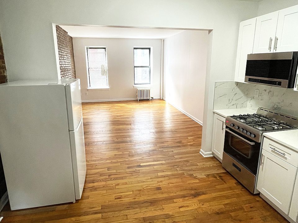1st image of 433 W 54th St APT 6