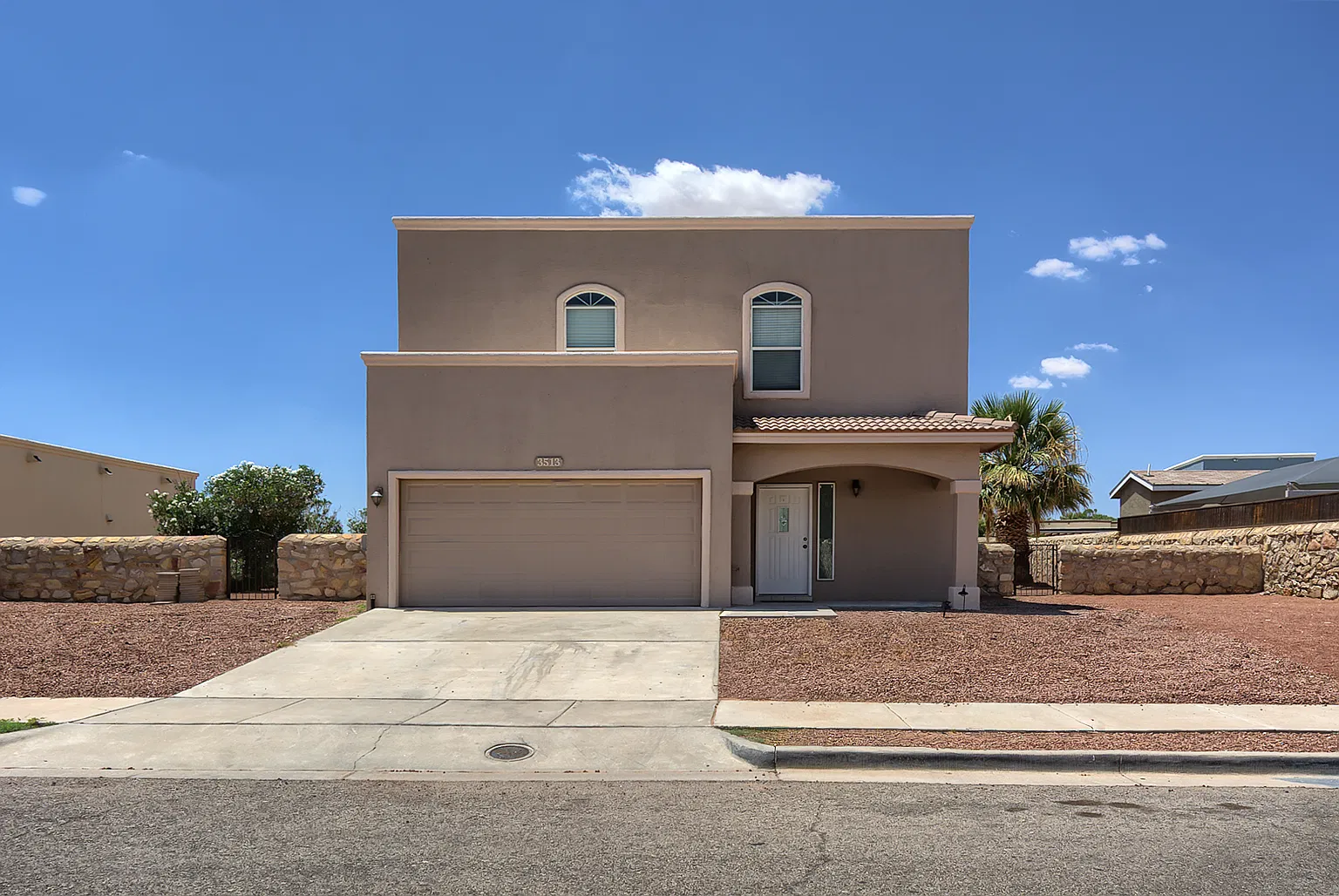 4 bed, 2.5 bath, 1564 sqft, $1,750 — Photo 2