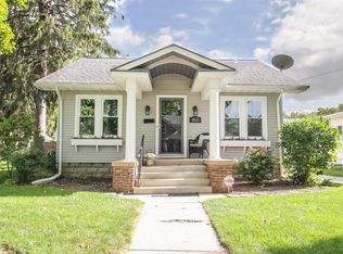 1023 E Front St, Bloomington, IL 61701