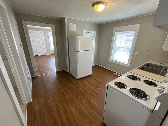 4th image of 3115 Utah Pl