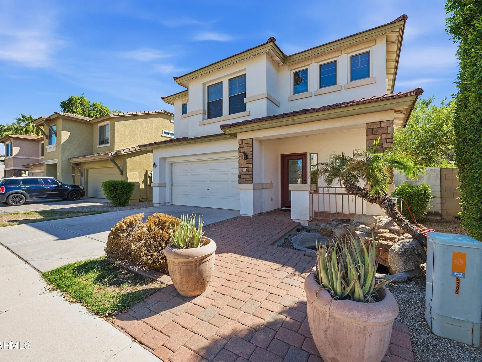 3 bed, 3.0 bath, $1,995 — Photo 2