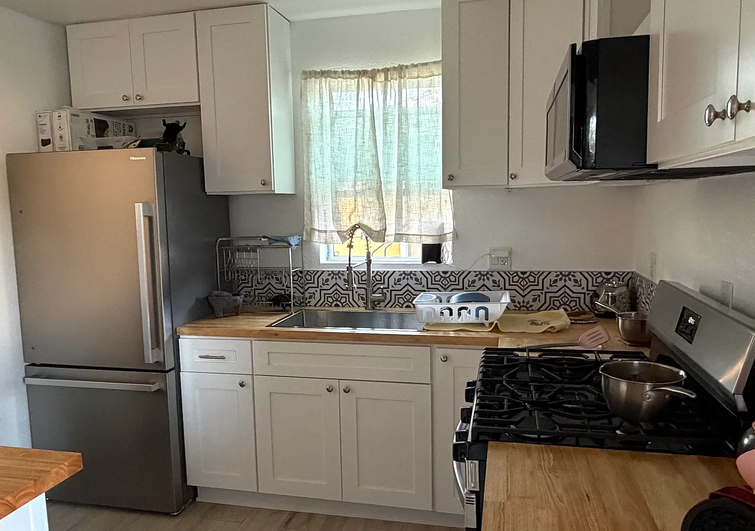 1 bed, 420 sqft, $1,900 — Photo 3