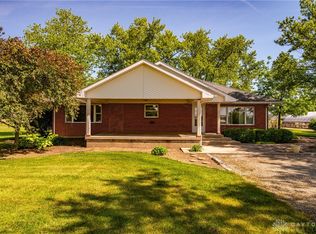 15951 Schoolhouse Rd, Brookville, OH 45309