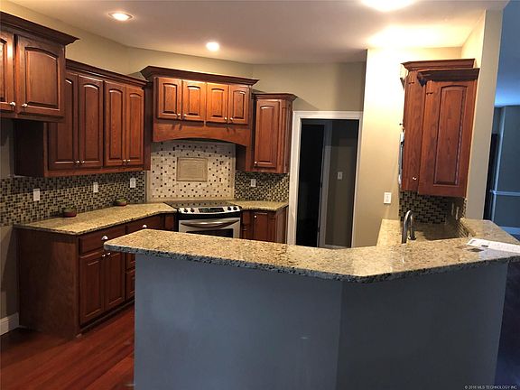 5th image of 5918 Remington South Cir