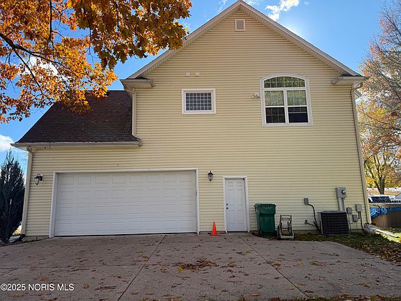 4th image of 333 Colony Rd