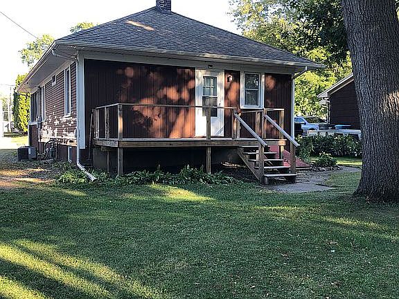3rd image of 629 1st Ave