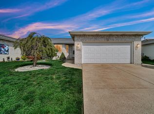507 Seminary Dr, Dyer, IN 46311
