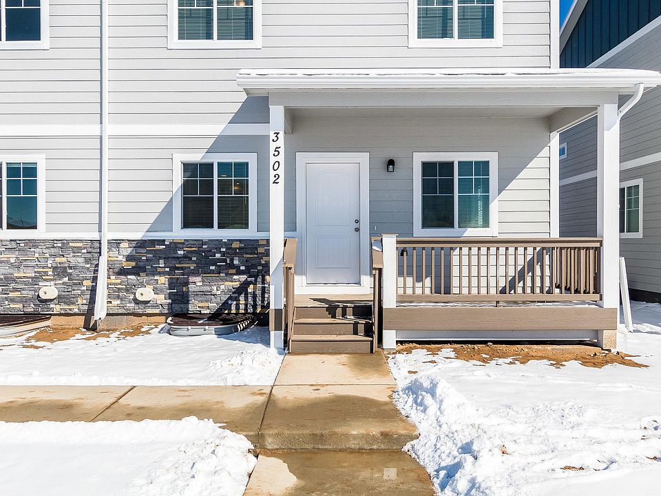 Front Patio & Entrance with Trex Decking