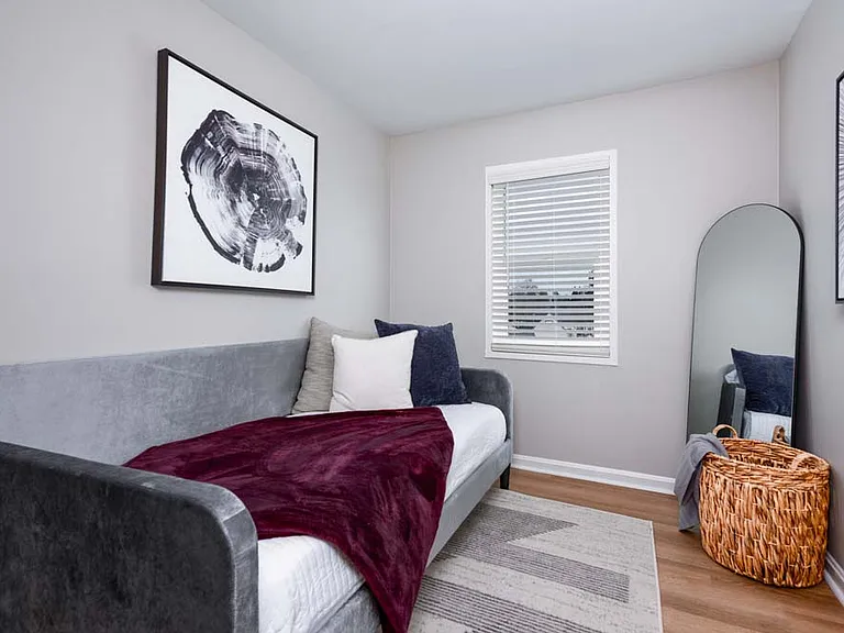 Alcove at Seahurst Apartments — Photo 13