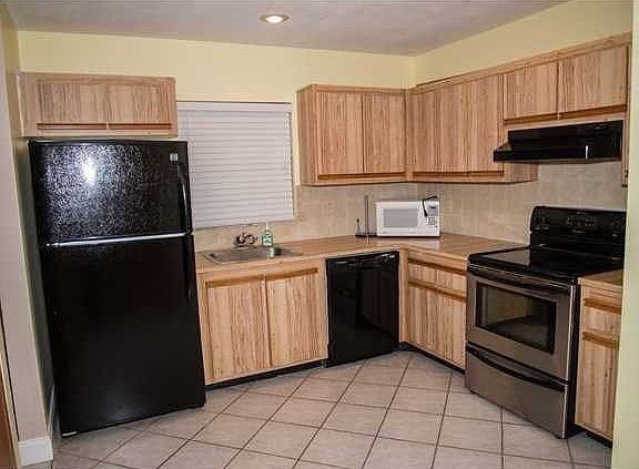 3rd image of 3580 NW 95th Ter