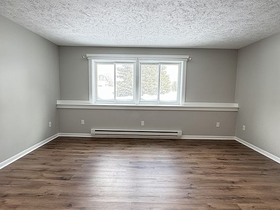 2nd image of 1900 Apartment Dr APT 4
