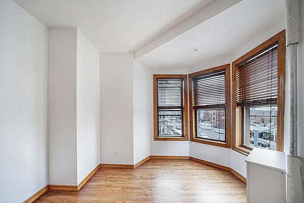 Rented by Compass | media 4