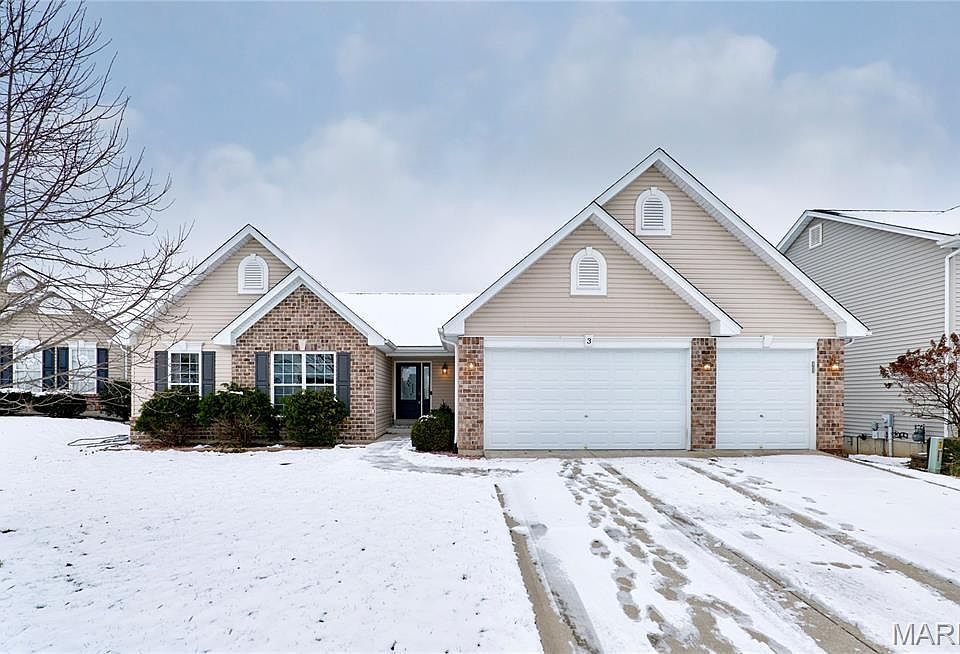 1st image of 3 Jamesport Ct