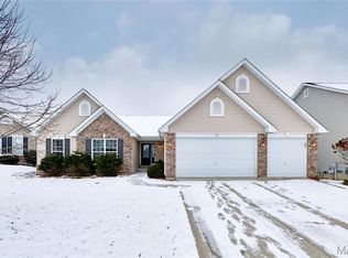 3 Jamesport Ct, O'Fallon, MO 63366