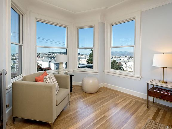 2nd image of 724 16th Ave APT 6