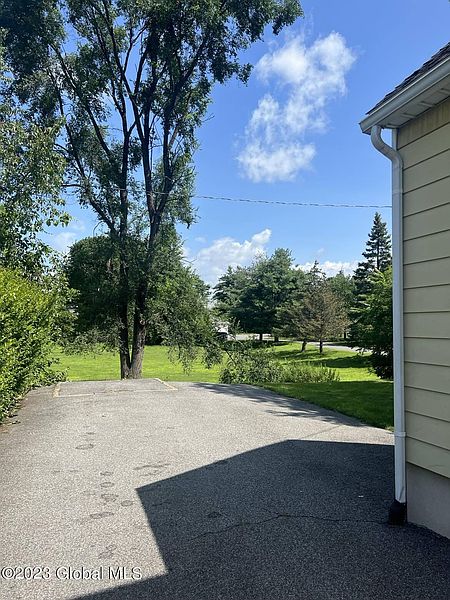 3rd image of 1071 Van Velsen Street