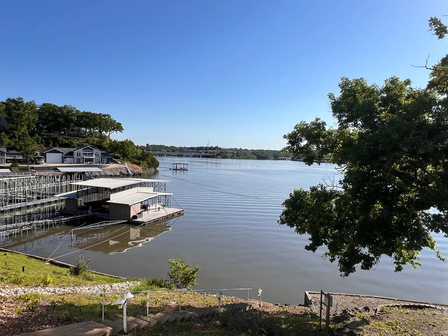 2 bed, 1.5 bath, 1332 sqft, $1,700 — Photo 4
