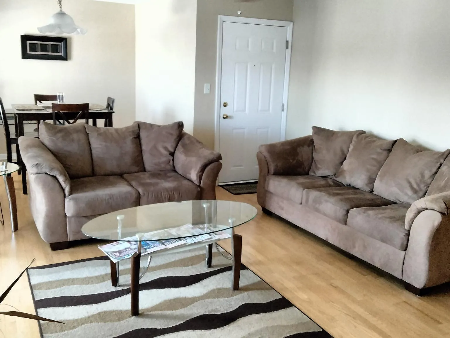 1 bed, 823 sqft, $2,250 — Photo 4