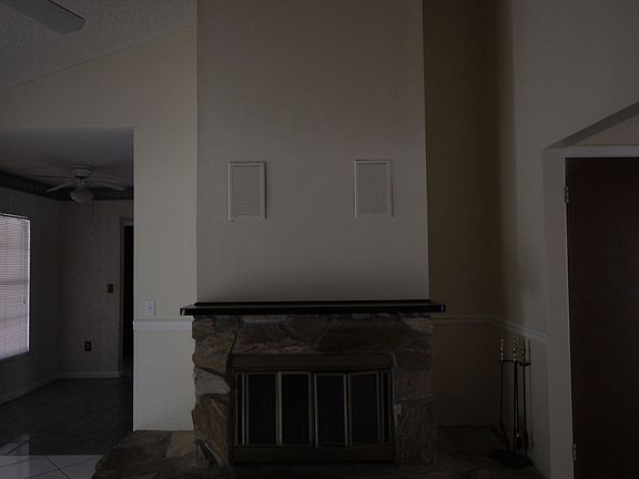 5th image of 7241 Woodbrook Dr
