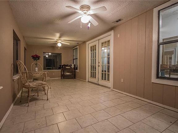 3rd image of 2310 S 17th Pl