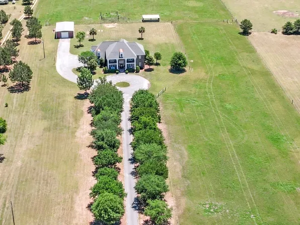 645 Windmill Rd, Newton, AL 36352