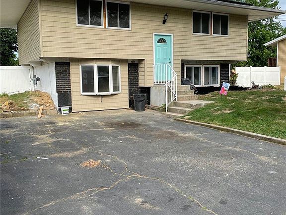 2nd image of 357 Magnolia Dr