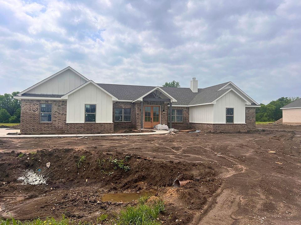 1st image of 6029 Amber Dr