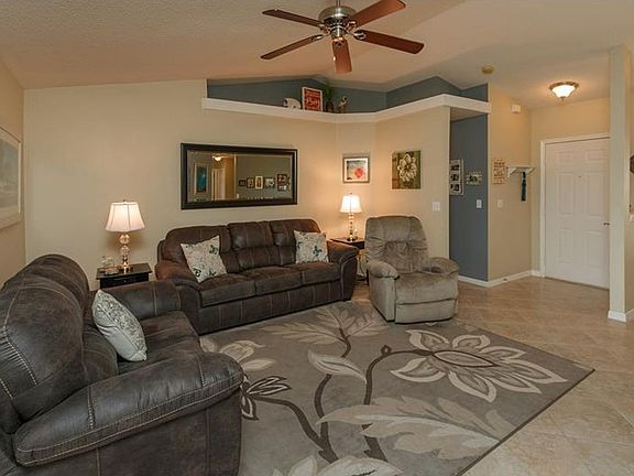 3rd image of 15402 Petrus Ln