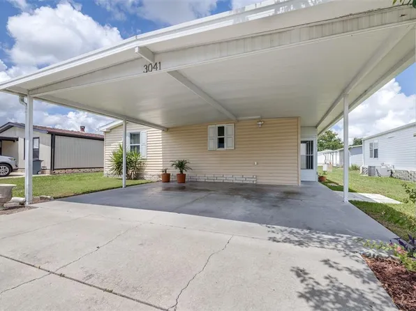 3041 Short Leaf St, Zephyrhills, FL 33543
