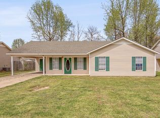 1201 Walker St, Paragould, AR 72450