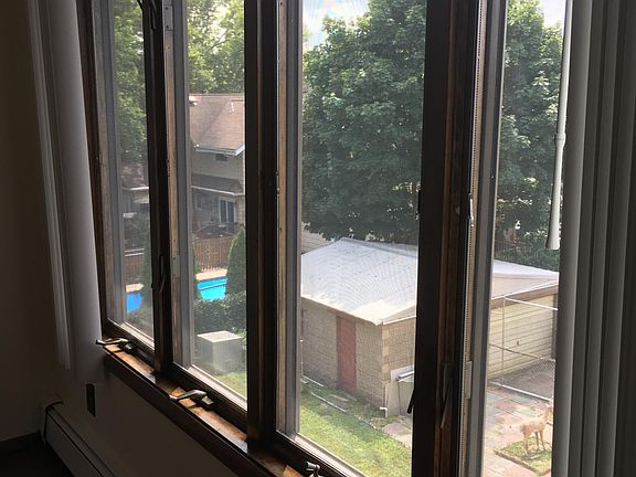 WATCH THE SUNSET FROM THE DINING ROOM WINDOW