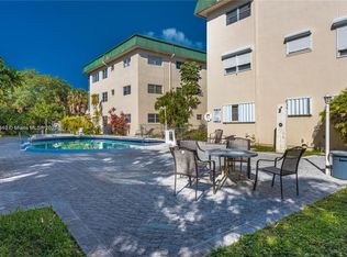 1450 Atlantic Shores Blvd APT 303, Hallandale Beach, FL 33009