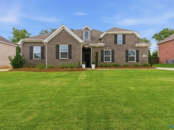 309 Creek Grove Ave, New Market, AL 35761