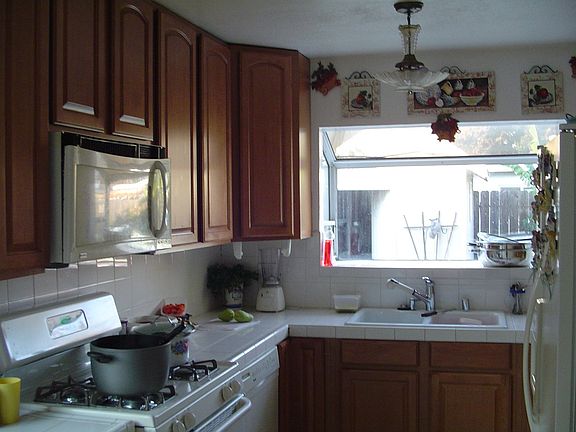 Cozy Kitchen