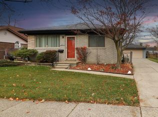 20035 Bigelow St, Roseville, MI 48066