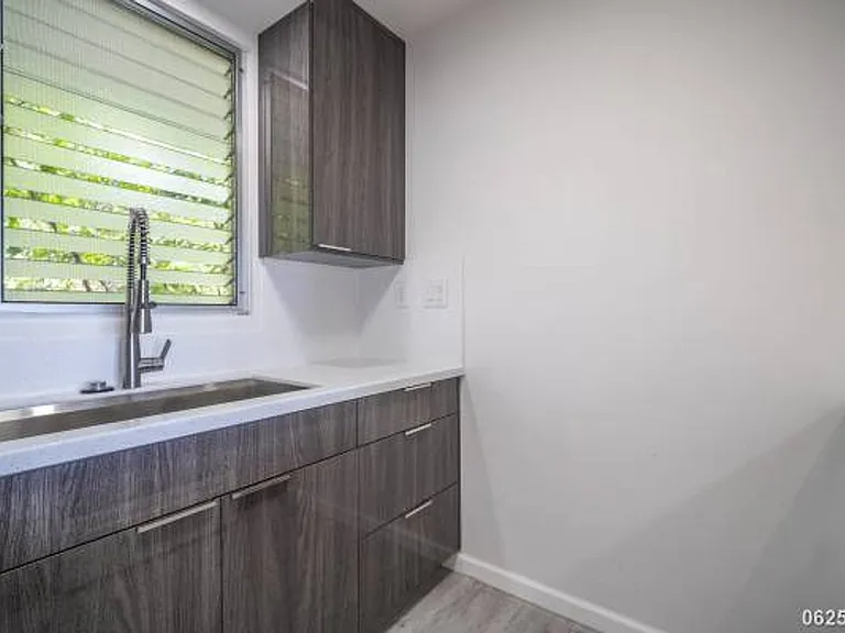 4970 Kilauea Ave #402 — Photo 6