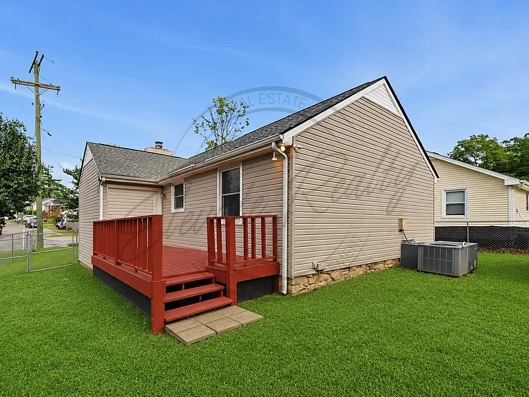 722 Heritage Square Dr — Photo 19