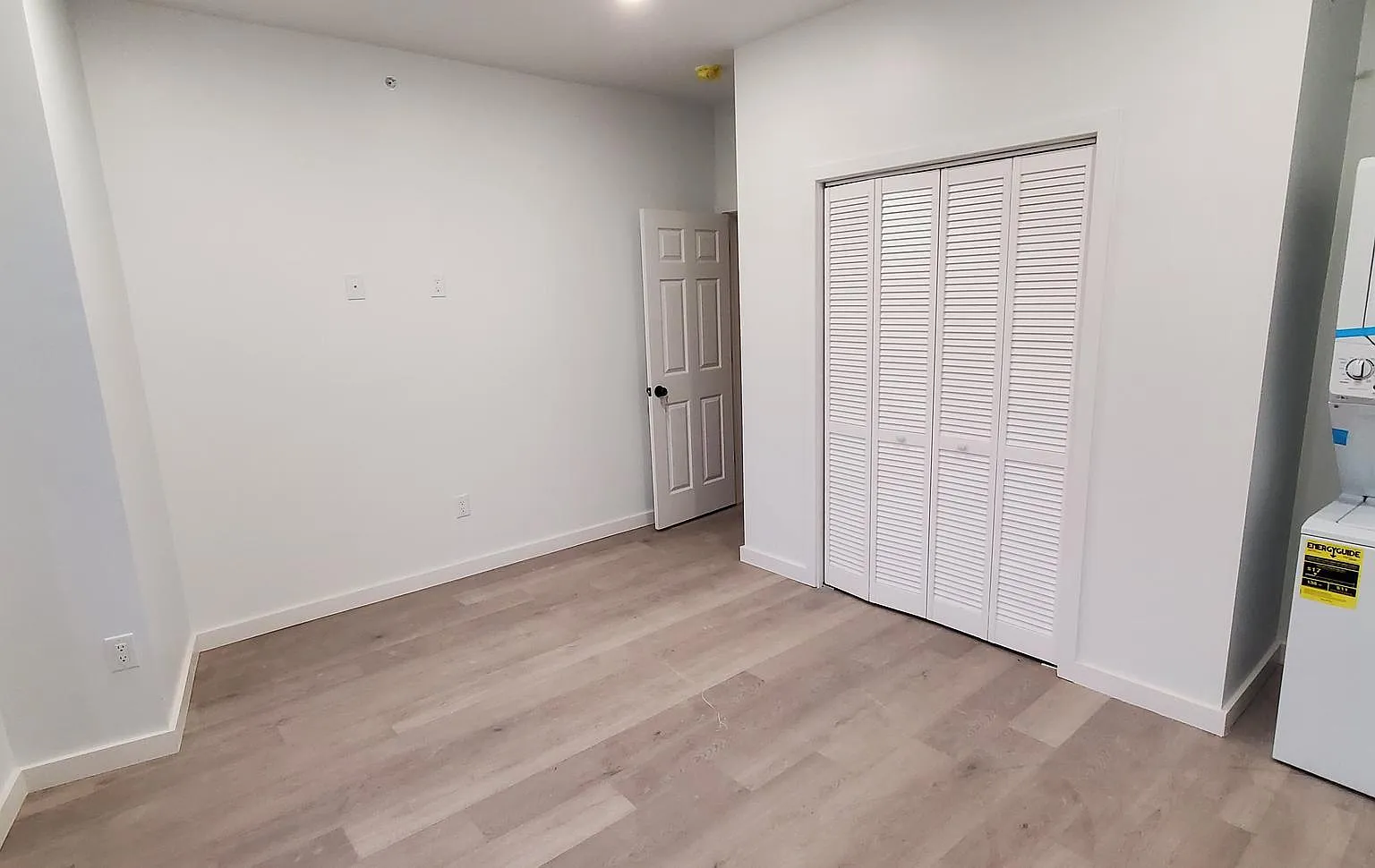 1 bed, 1.0 bath, 700 sqft, $1,250 — Photo 4